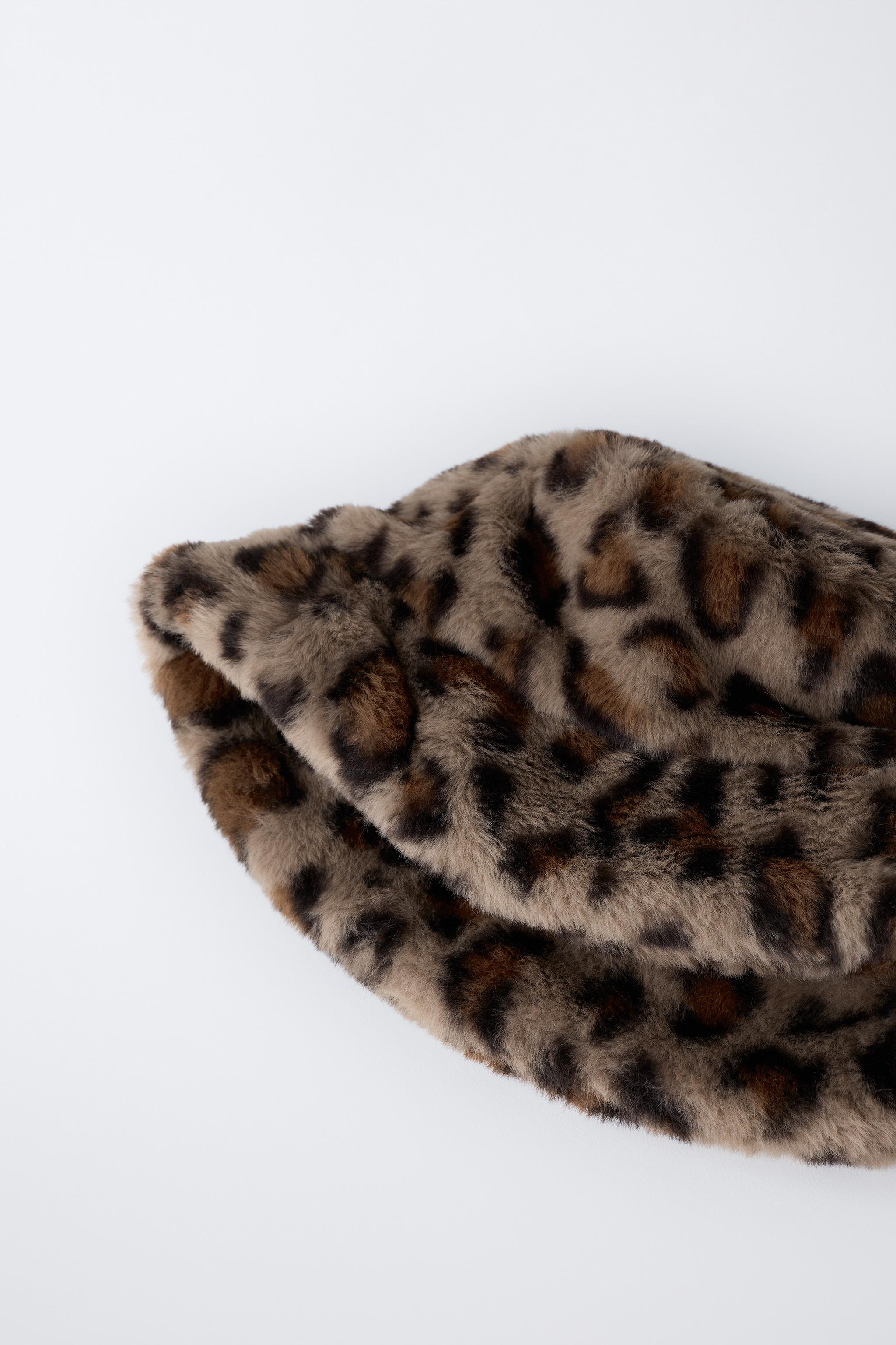 BONNET BOB EFFET FOURRURE ANIMAL PRINT